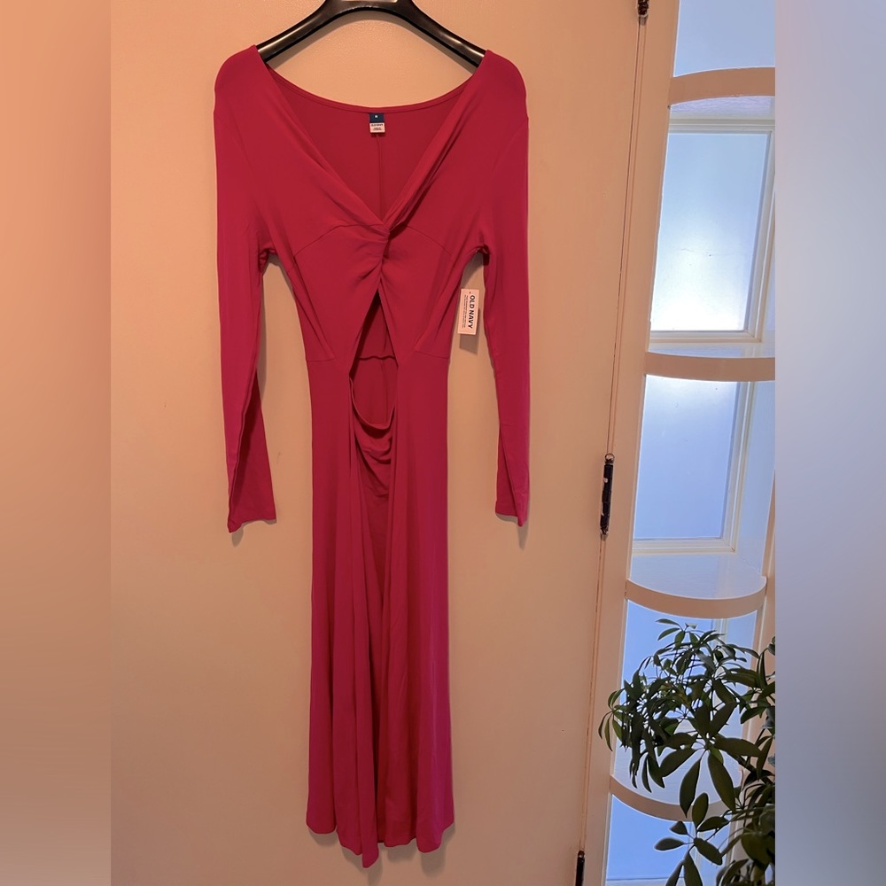 NWT Old Navy Pink Fit and Flare Twist-Front Cutout Midi Dress. Size Medium - Picture 6 of 8